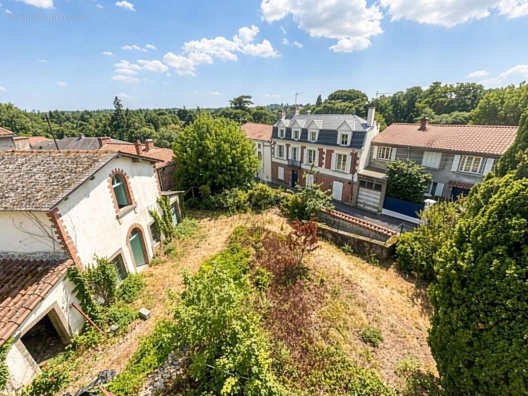 Maison à MONTAIGU