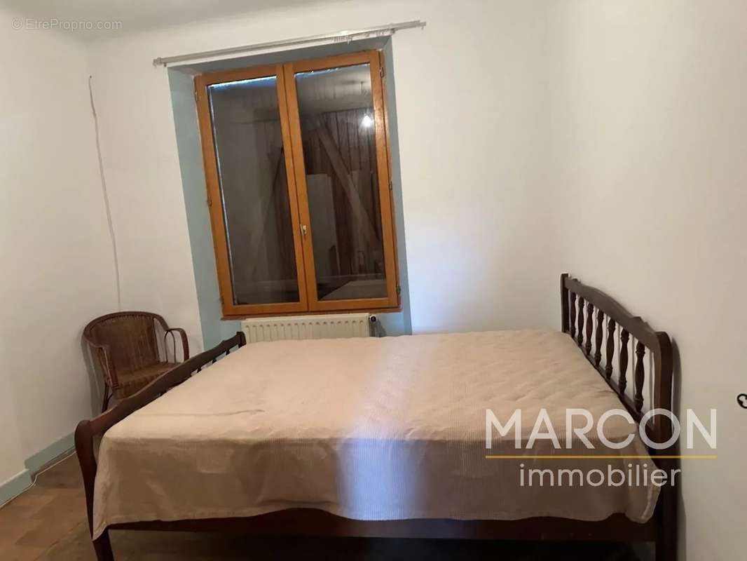 Maison à SAINT-GAULTIER