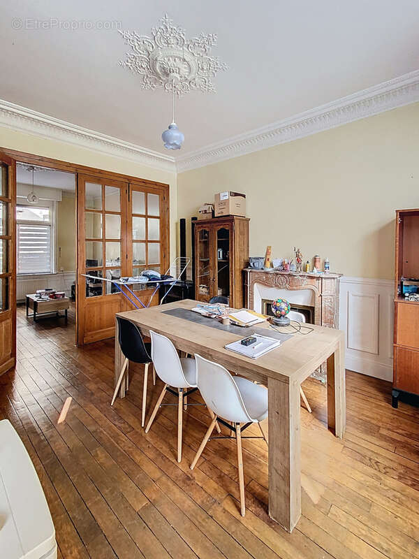 Maison à LE CATEAU-CAMBRESIS