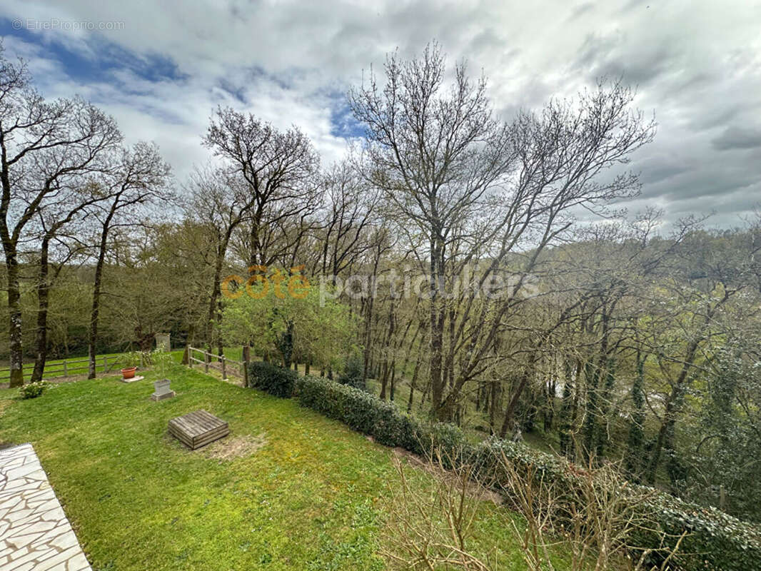 Maison à MORTAGNE-SUR-SEVRE