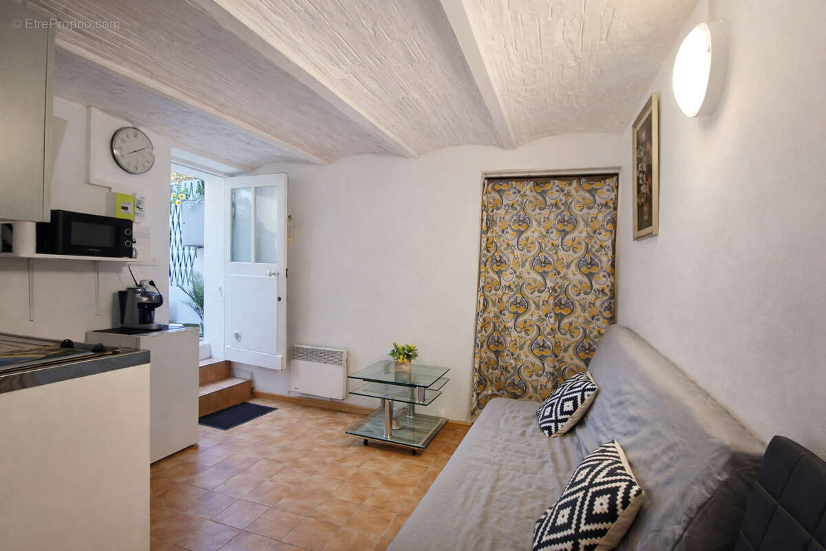 Appartement à LE CANNET