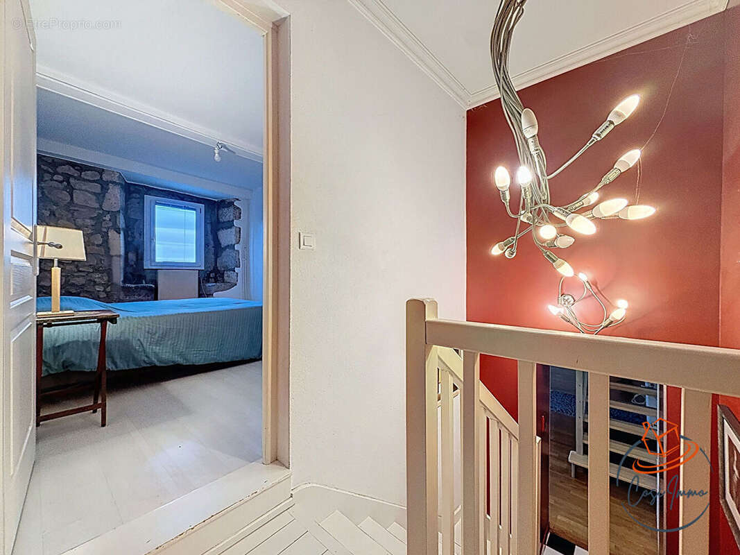 Maison à BELLEGARDE-SUR-VALSERINE