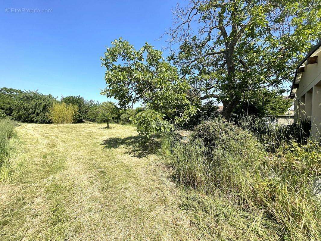 Maison à ROSNY-SUR-SEINE