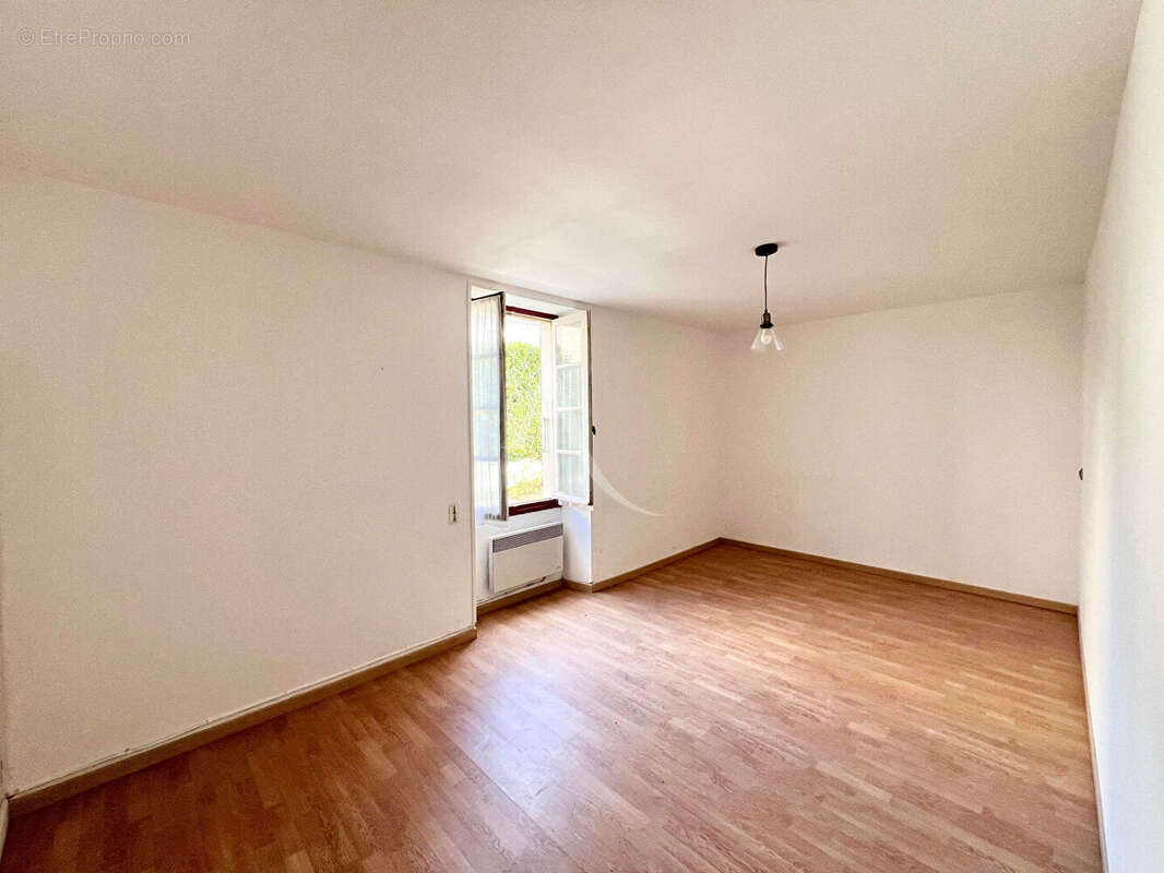 Maison à SAINT-MICHEL-EN-L'HERM