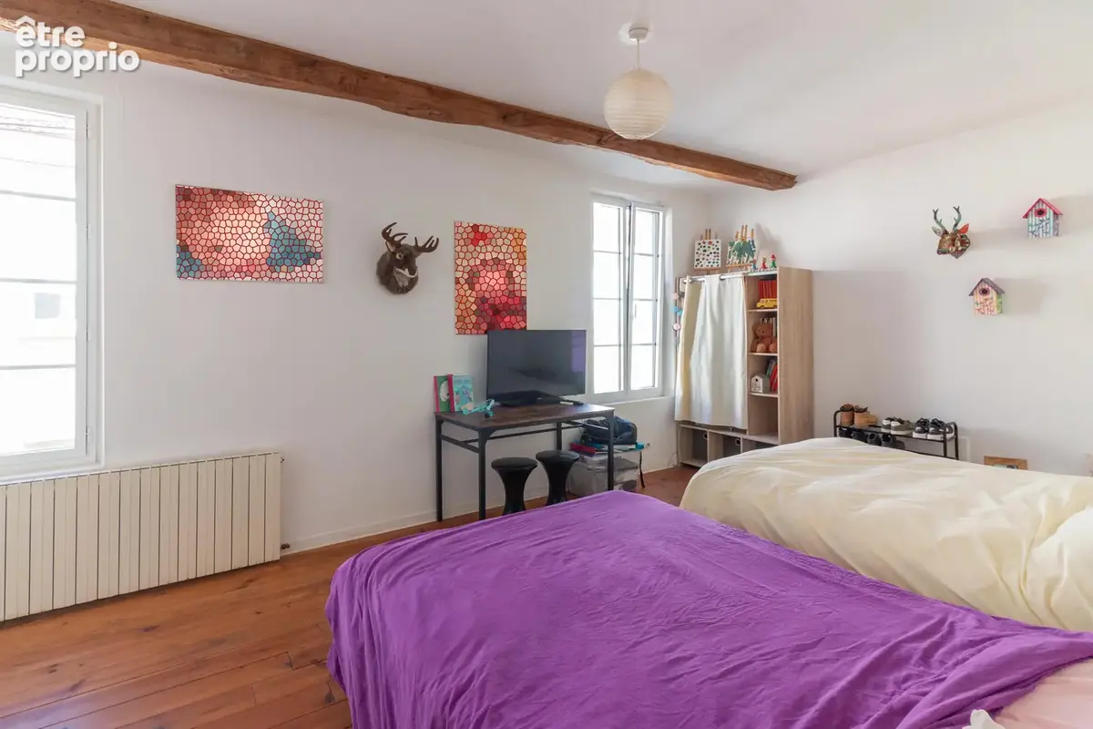 Maison Idéale pour la Famille avec Maison d'Amis, Jardins et Piscine Chauffée - photo 9
