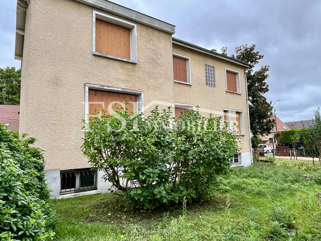 Maison à SAINT-LEU-LA-FORET