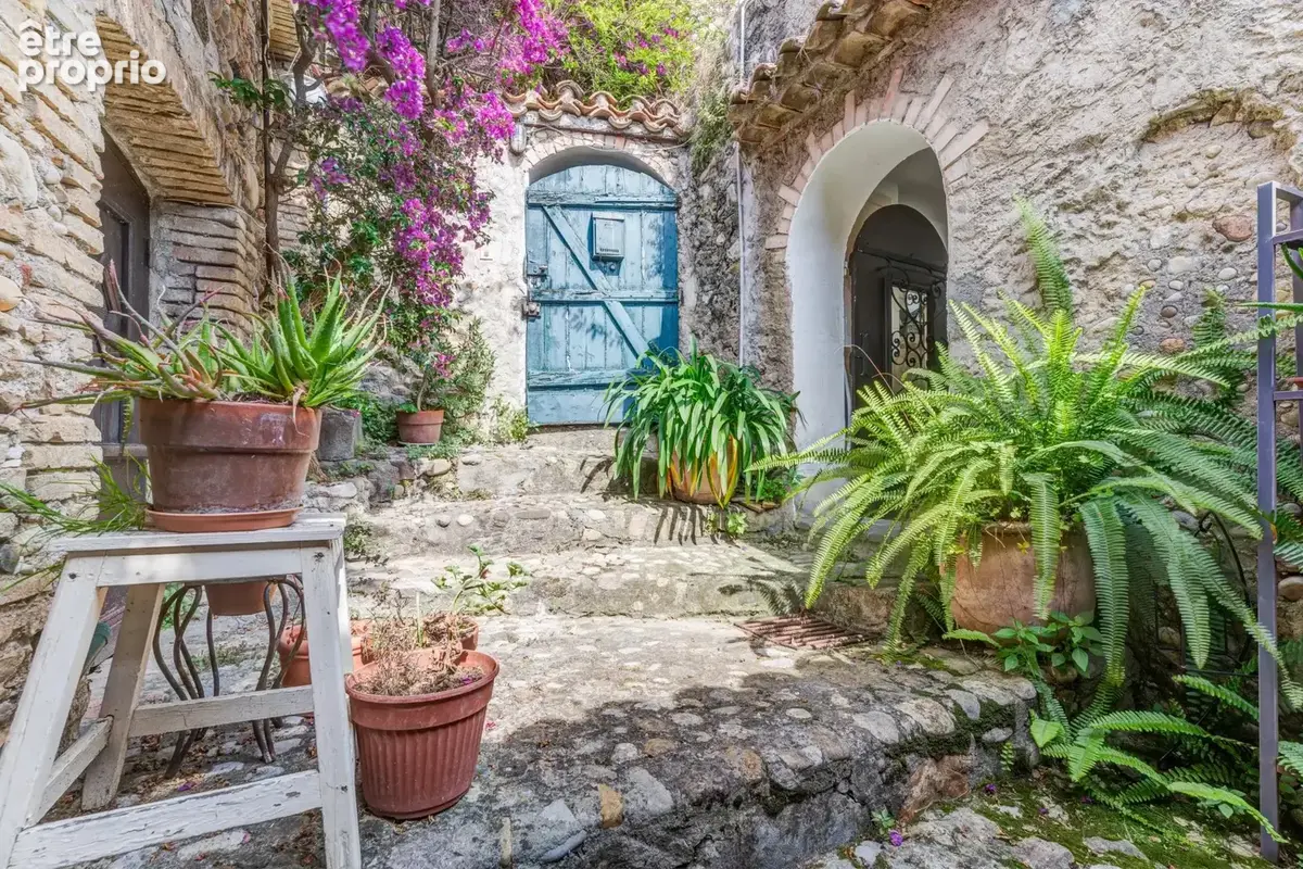 CAGNES SUR MER, Maison de charme 5 pièces - photo 14