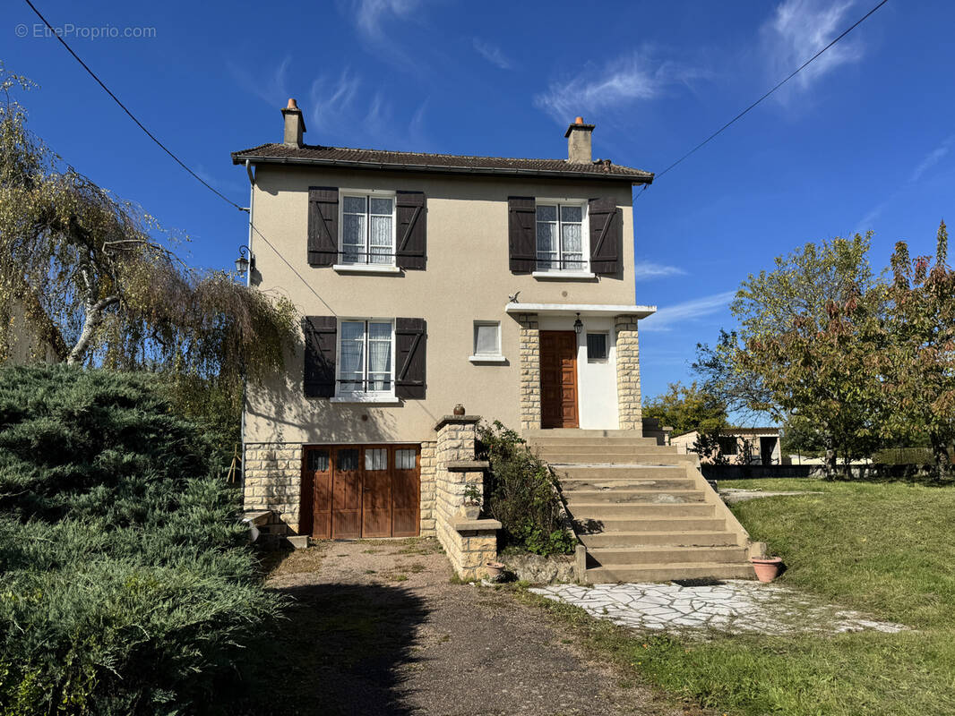 Maison à CORBIGNY
