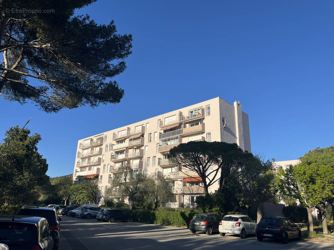 Appartement à HYERES