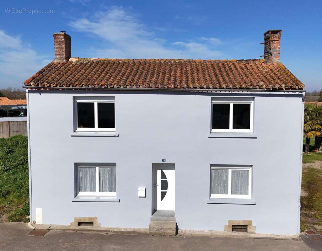 Photo 2 - Maison à MARTINET