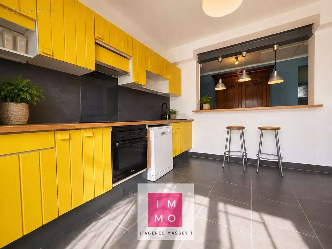 Maison de ville de charme – Plain-pied T3  : garage, jardin et terrasse couverte - photo 12