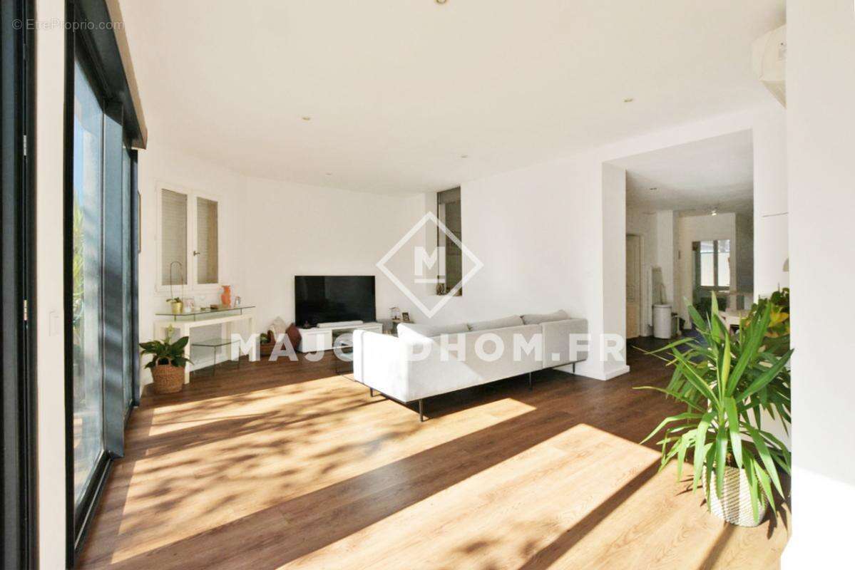 Appartement à MARSEILLE-9E