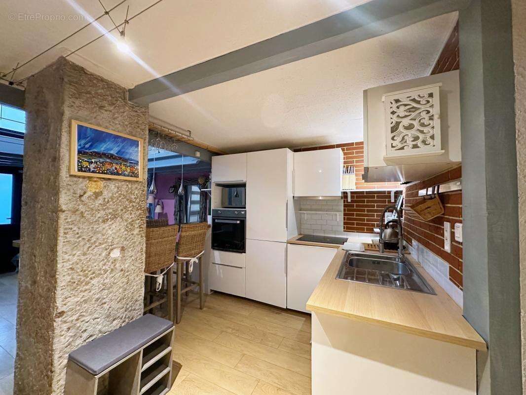 Appartement à LYON-6E