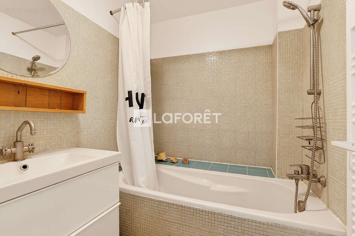 Appartement à PARIS-11E