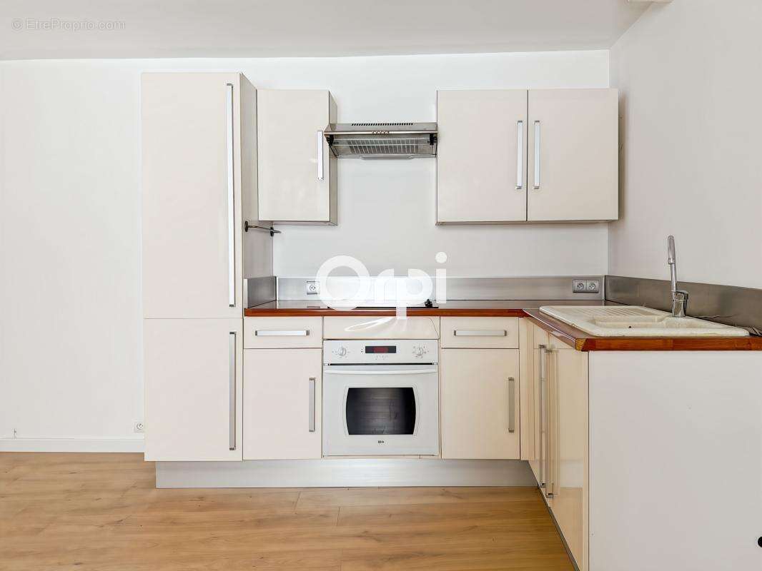 Appartement à CUGES-LES-PINS