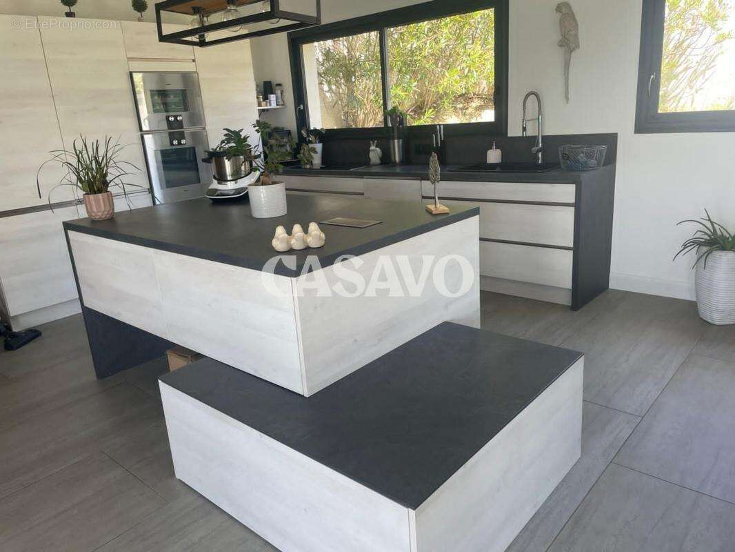 Maison à REVENTIN-VAUGRIS