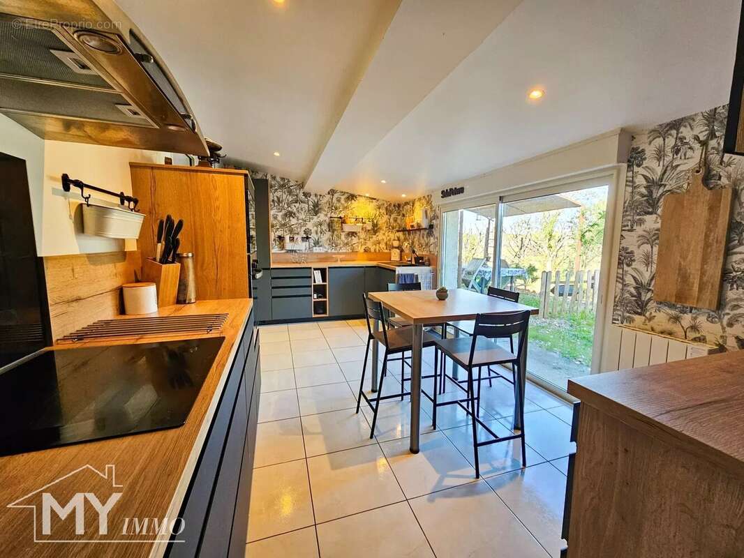 Maison à SAINT-AVIT-SAINT-NAZAIRE