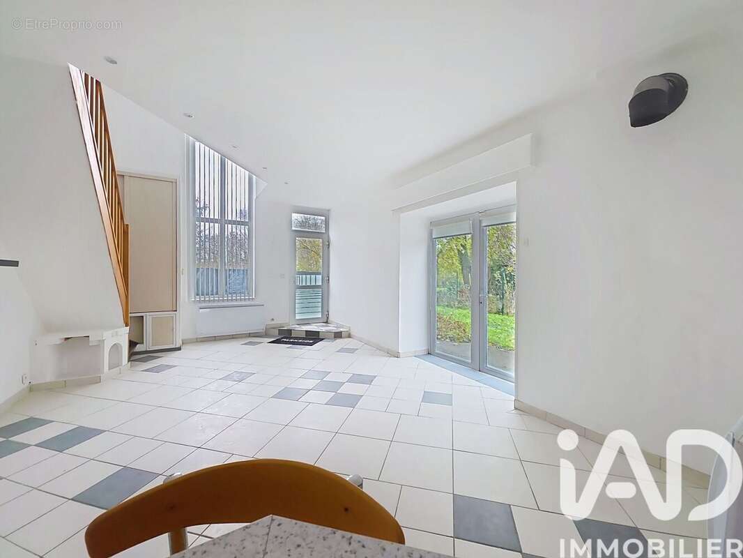 Photo 2 - Maison à ILLIES