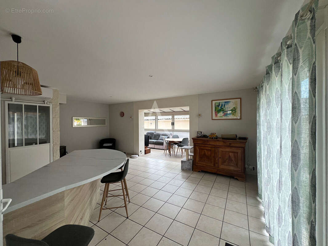 Maison à LONGEVILLE-SUR-MER