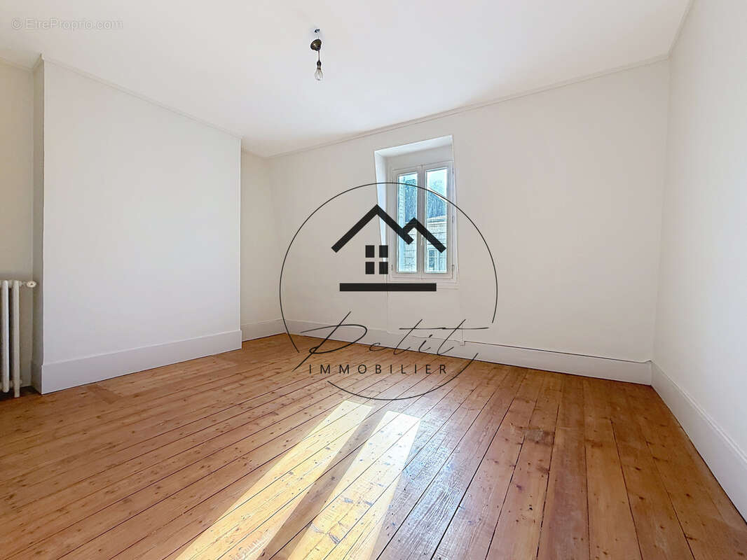 Commerce à CLERMONT