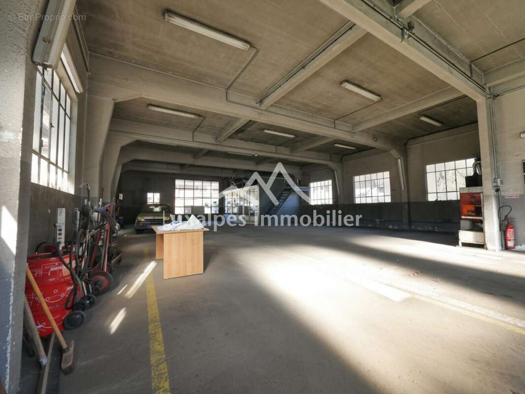 Commerce à LE GRAND-BORNAND