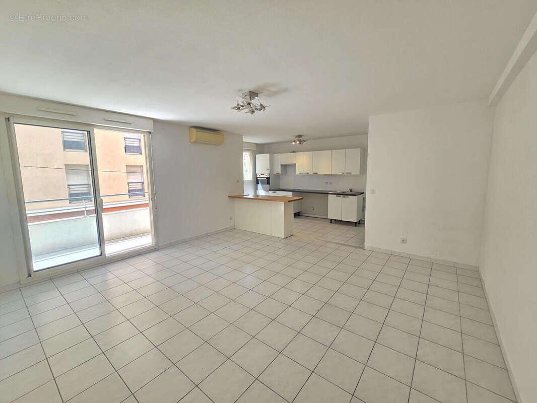 Appartement à MARSEILLE-10E