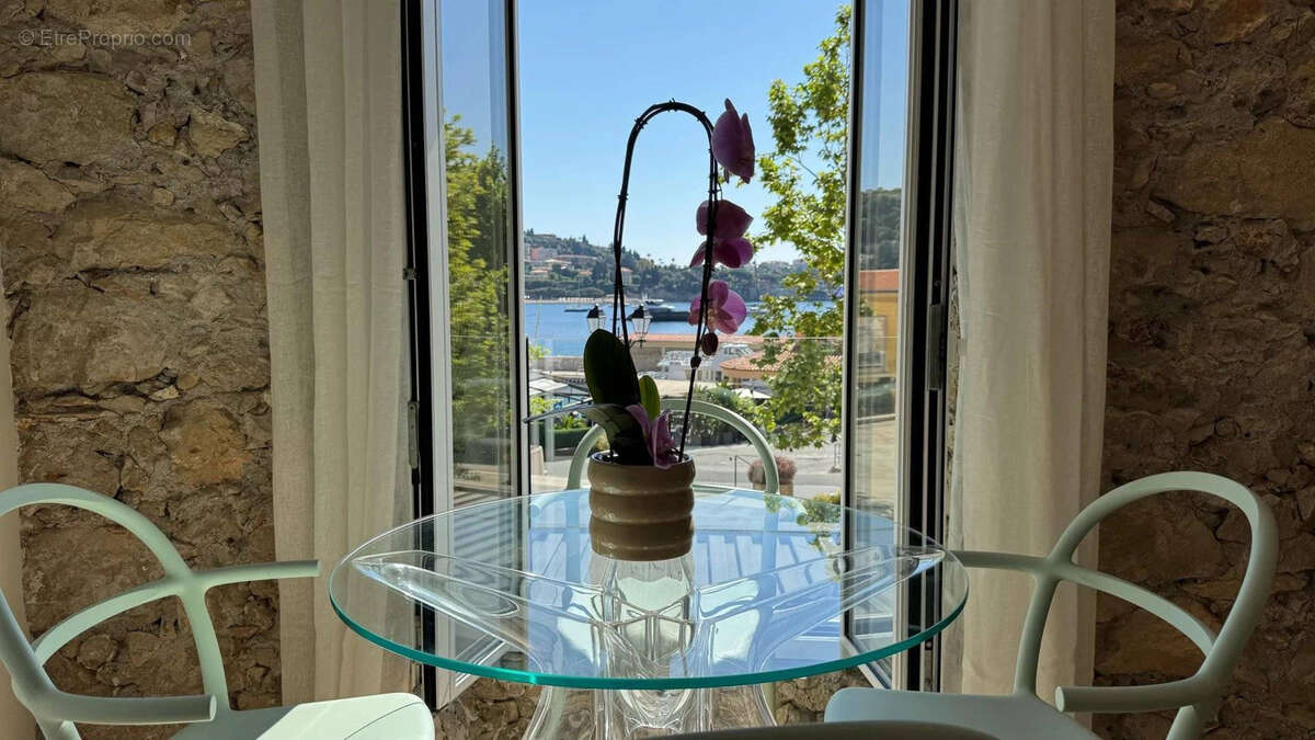 Appartement à VILLEFRANCHE-SUR-MER
