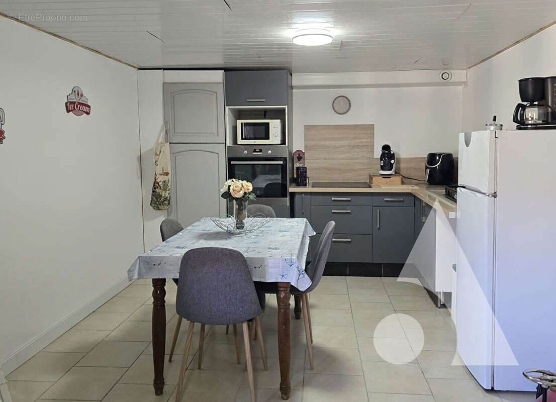 Maison à CARSAC-AILLAC