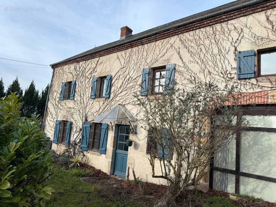 Maison à SAINT-HILAIRE