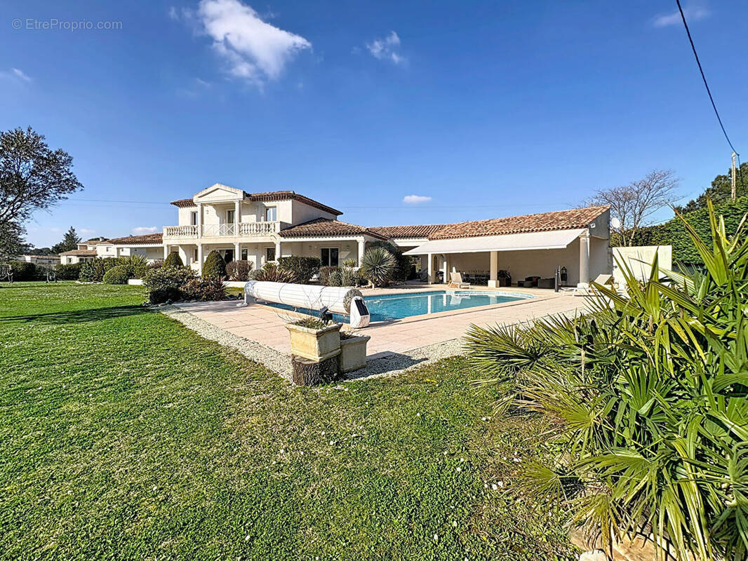 Maison à SAINT-CANNAT