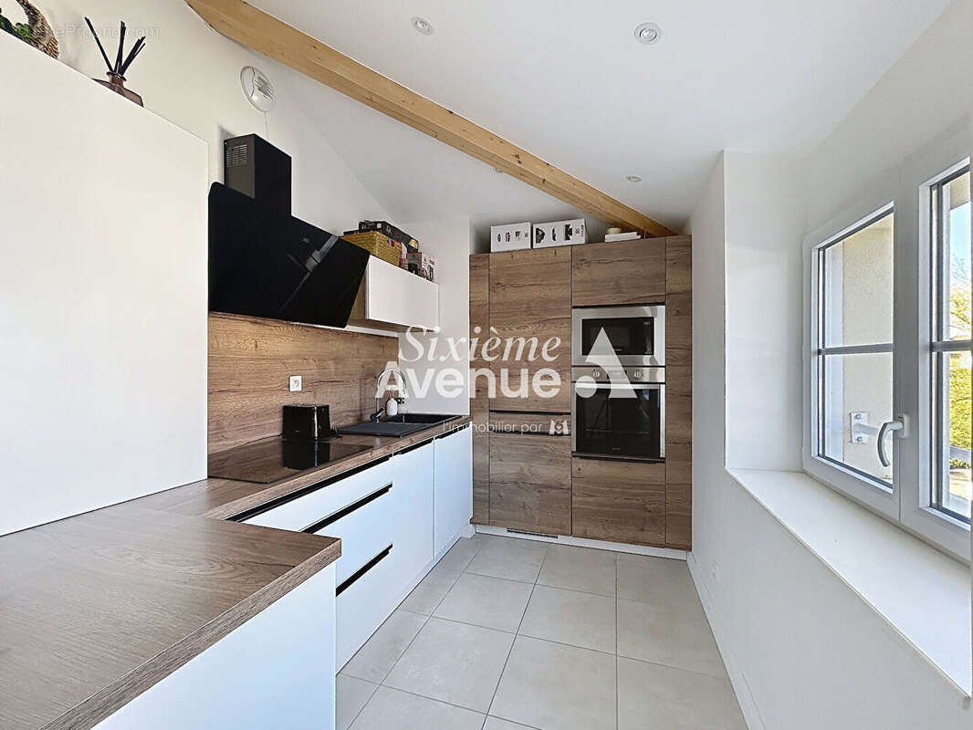 Appartement à JONAGE