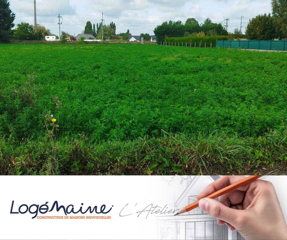 Terrain à CHATEAU-GONTIER