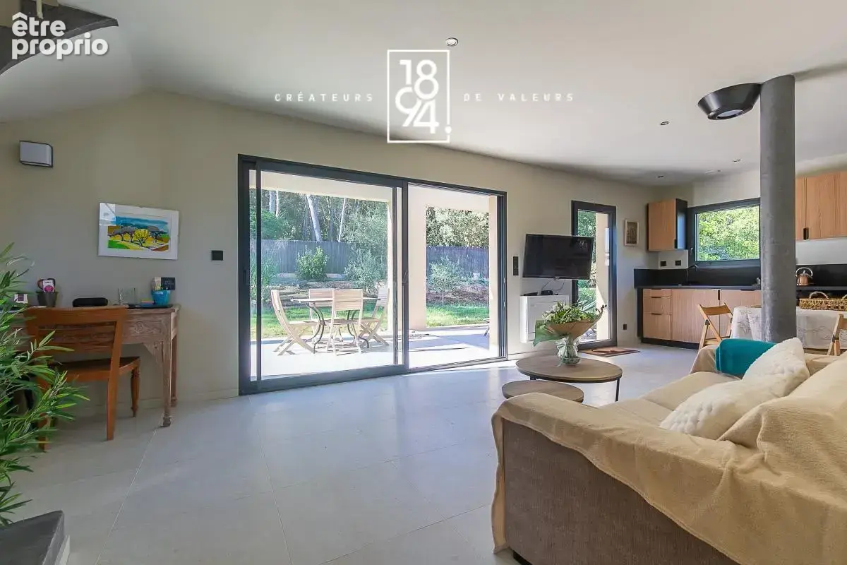 Maison T3 à vendre Aubagne (13400)  70 m²  Terrain 700m² Jardin Piscine - photo 5
