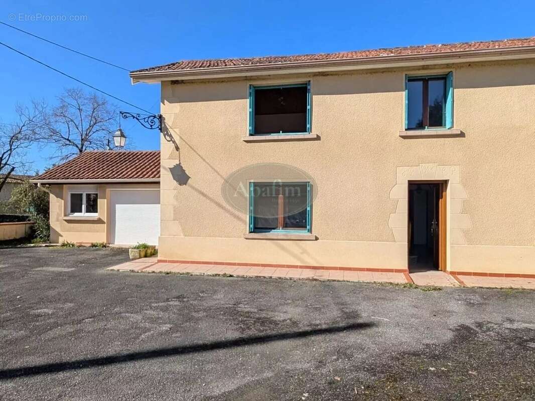 Maison à MIRANDE