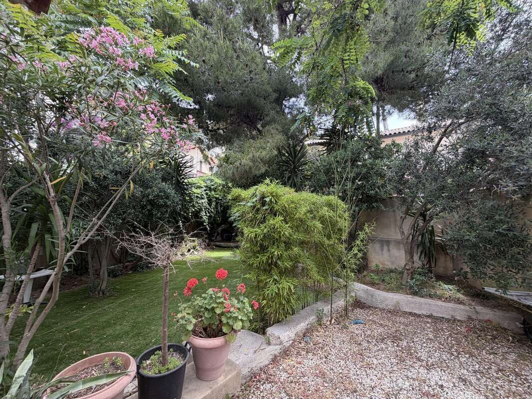 Maison à ENSUES-LA-REDONNE