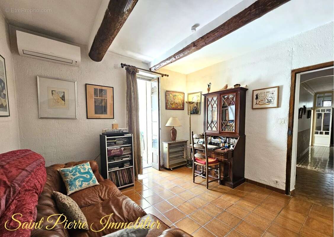 Superbe maison de maître à Saint mitre les remparts - photo 13