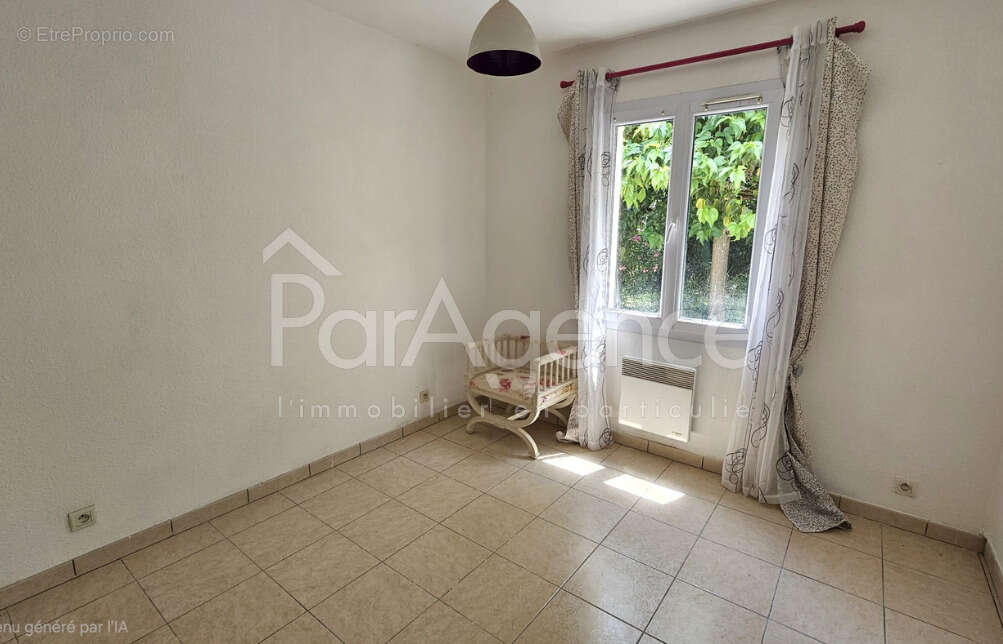 Maison de plain pied 5 pièces - Beau terrain - photo 13