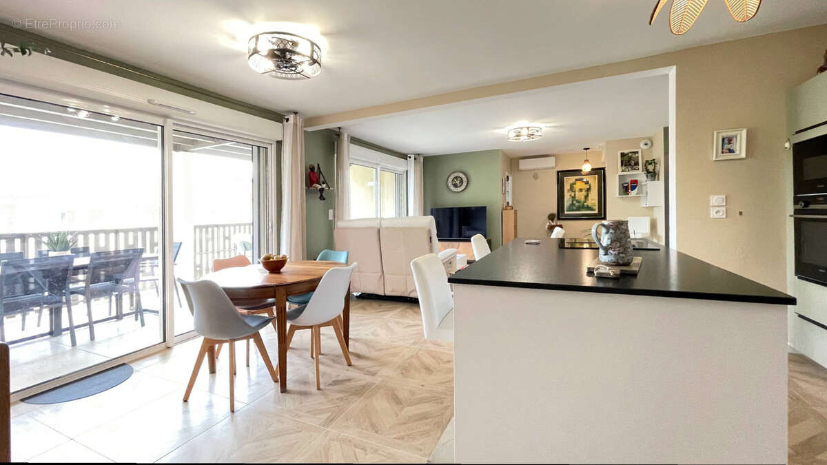 Appartement à UZES