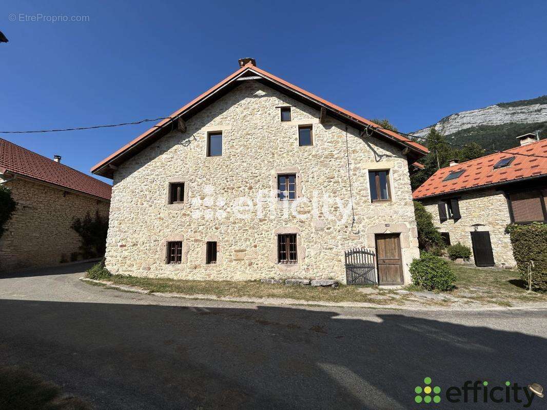 Maison en pierres - photo 14