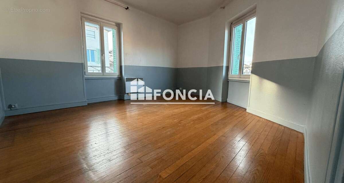 Appartement à BOURGOIN-JALLIEU