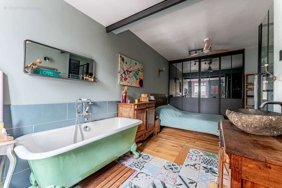 Maison à SAINT-GEORGES-DE-RENEINS