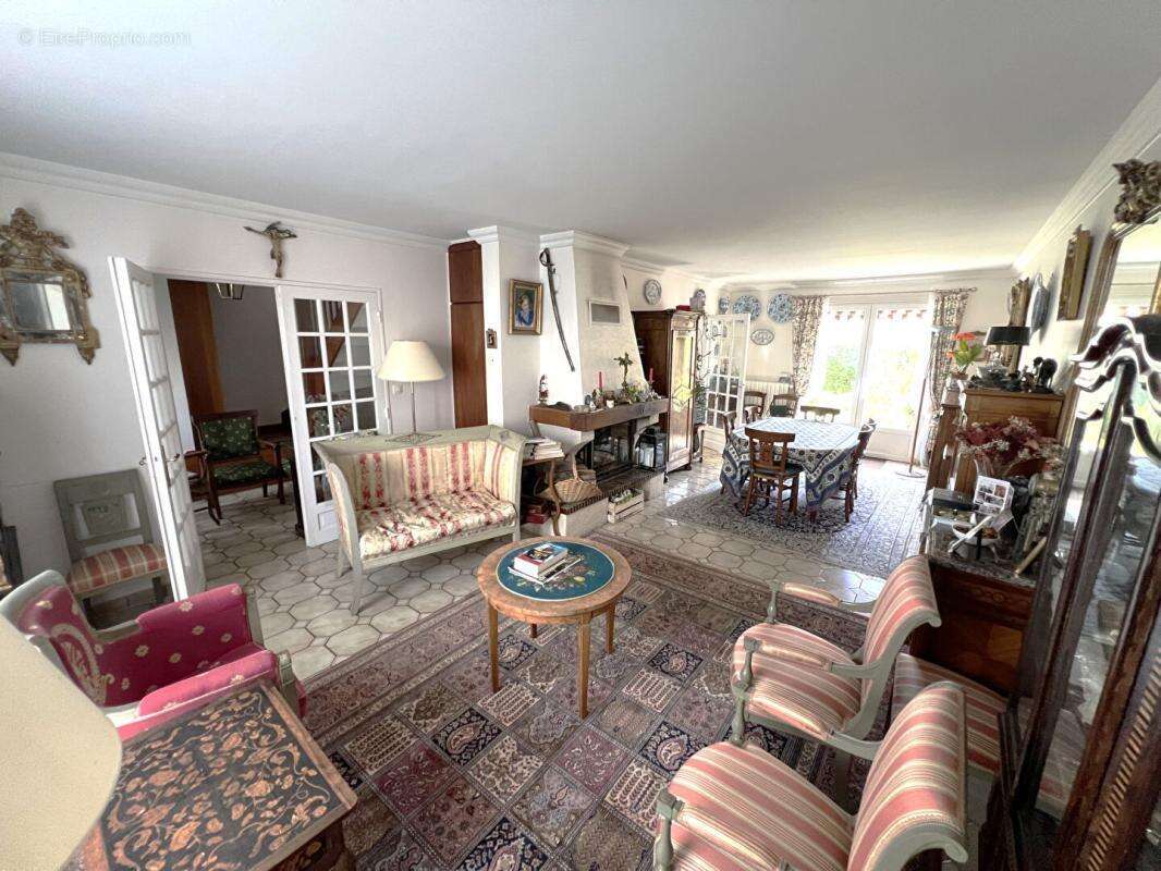 Maison à VILLEPREUX