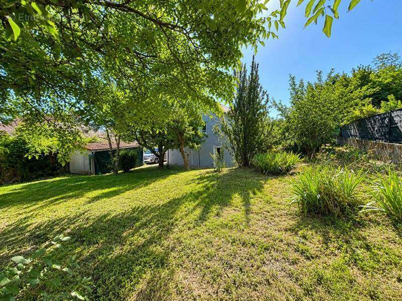 Maison de 5 pièces principales - photo 3