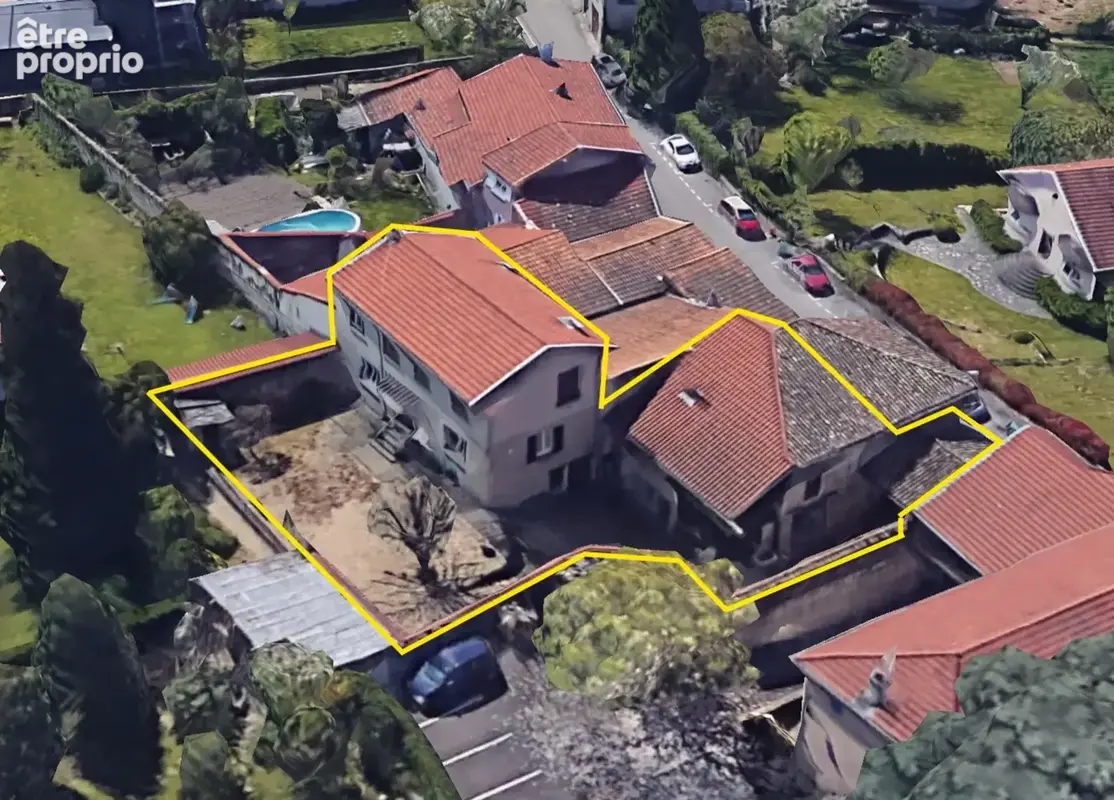 MILLERY – Beau potentiel pour cette maison P7 avec jardin, sous-sol et dépendances - photo 2