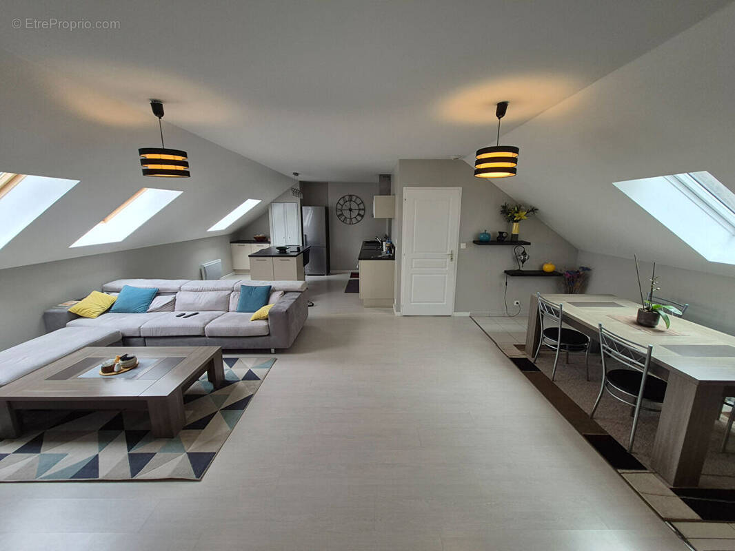 Appartement à EPERNON