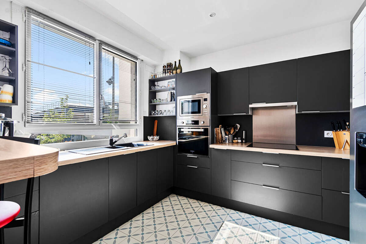 Appartement à SURESNES