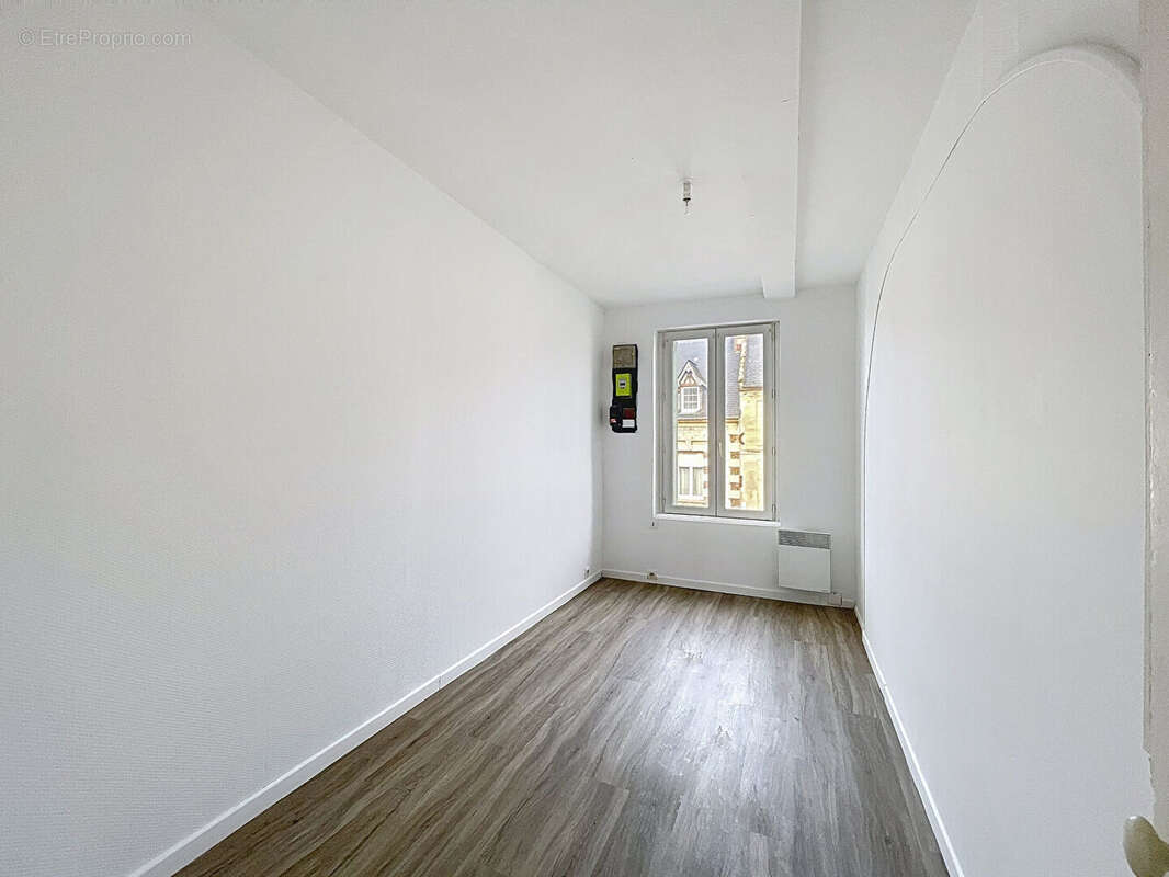 Appartement à DOZULE