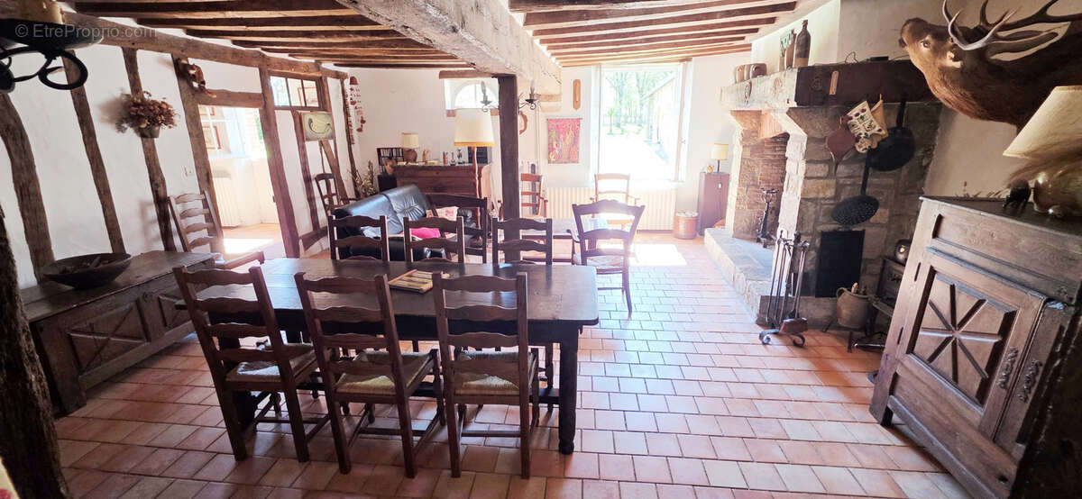 Maison à BEAUMONT-DU-GATINAIS