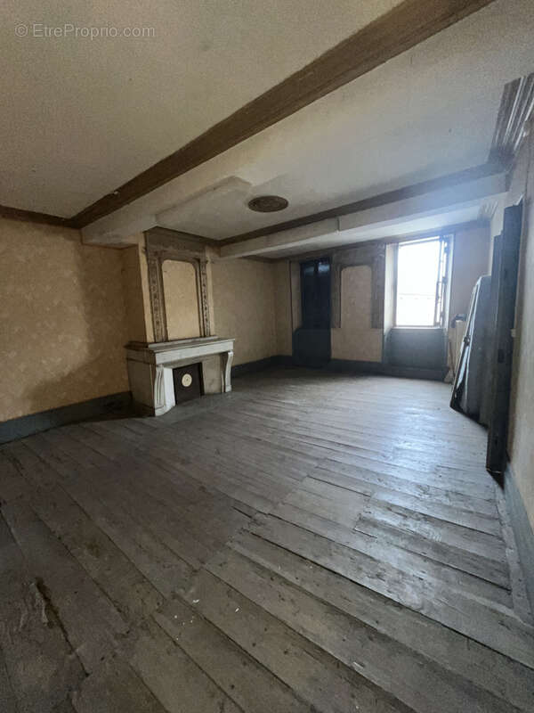 Appartement à LE MAS-D'AZIL