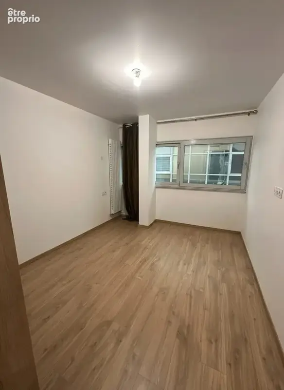 Commerce 55 m² à Annemasse  - photo 3